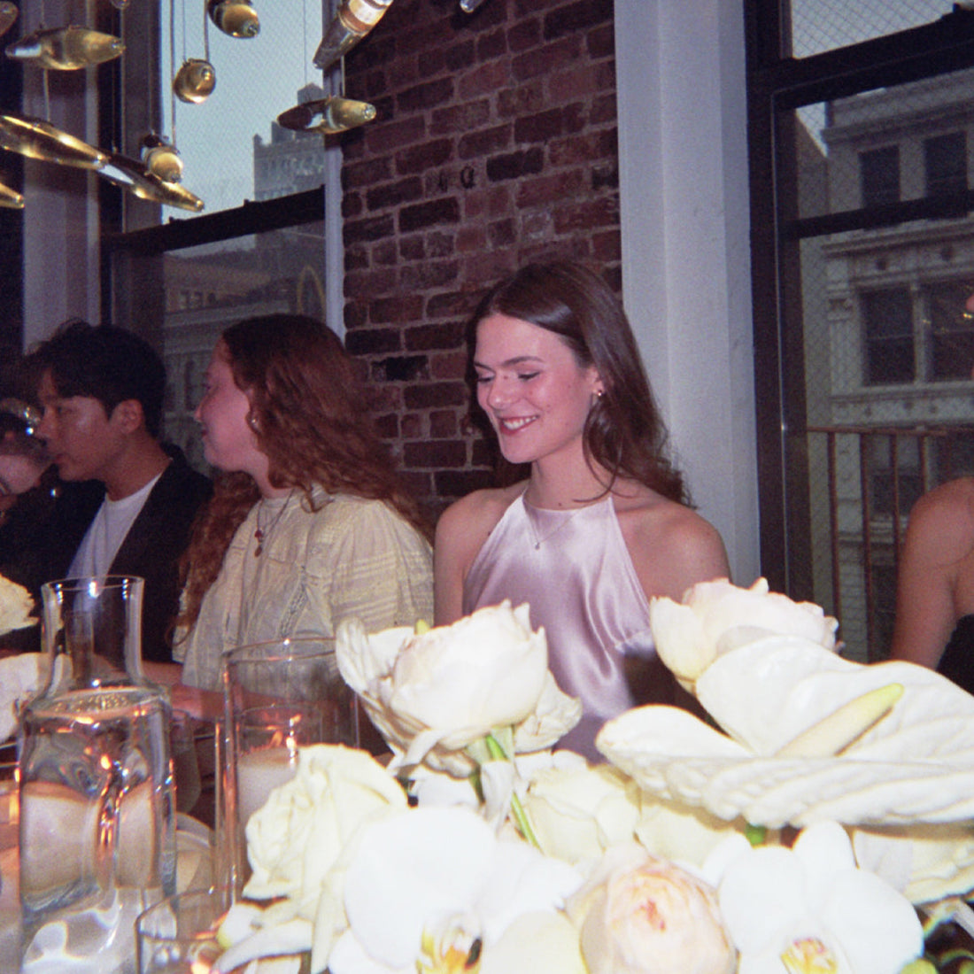 Milk Orchid ieņem Ņujorku: Nedēļas nogales notikumu kopsavilkums