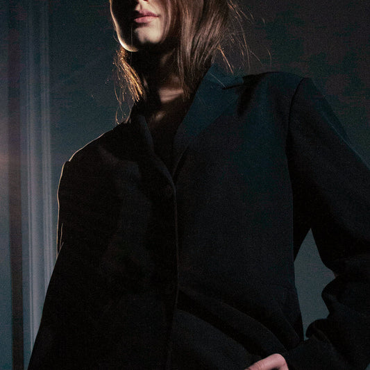 Labākās birojam draudzīgās smaržas, lai iegūtu pārliecinošu un profesionālu aromātu